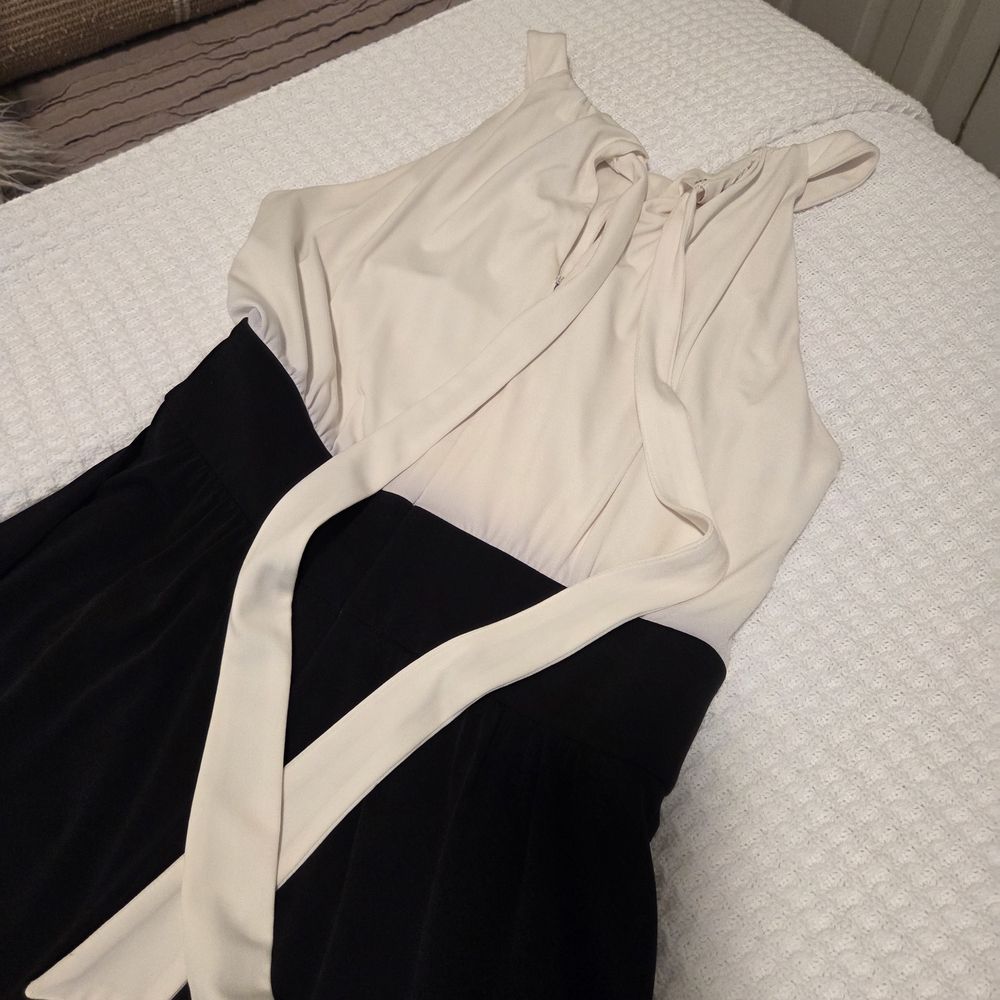 Vince Camuto Cream Sleeveless Wideleg Jumpsuit
